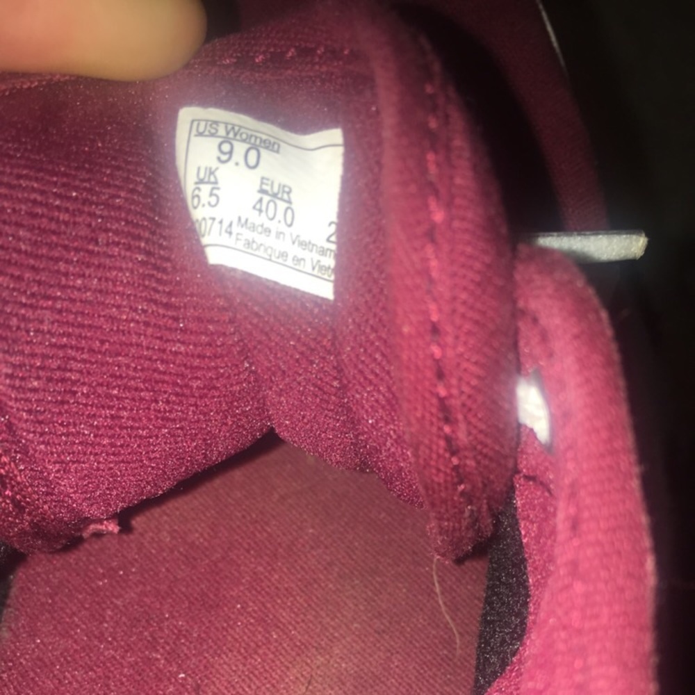 Vans - Picture 4 of 5